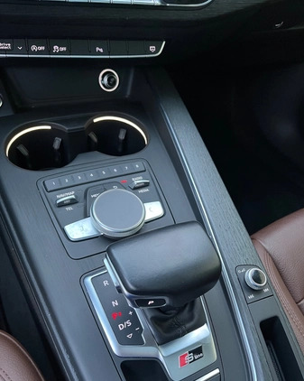 Audi A4 cena 99500 przebieg: 102500, rok produkcji 2016 z Biłgoraj małe 172